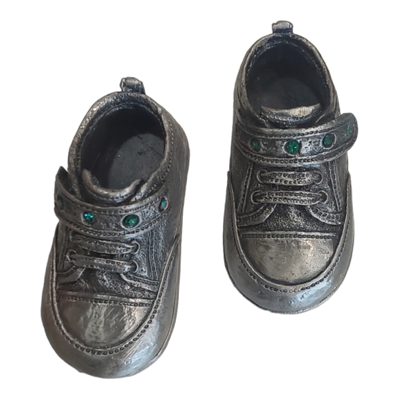 Pewter Emerald Tennis Shoes New In Box - Picture 1 of 2